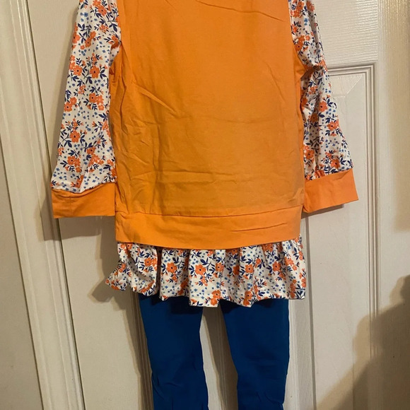 New Pumpkin Outfit - Picture 9 of 9